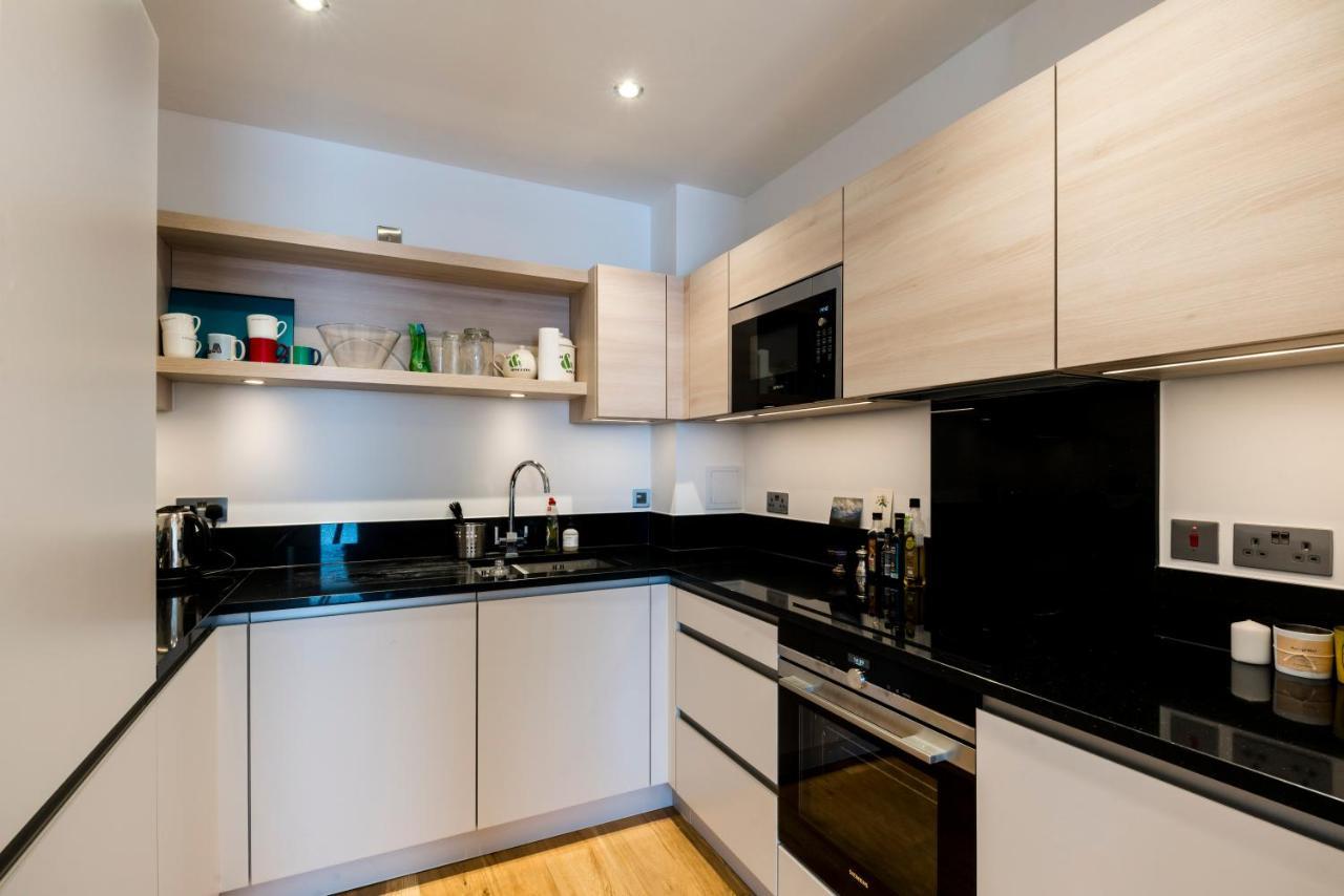 Portobello Apt With Floor-To-Ceiling Views Лондон Экстерьер фото