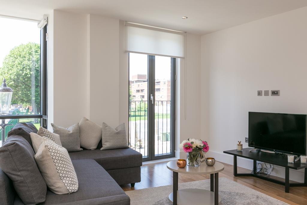 Portobello Apt With Floor-To-Ceiling Views Лондон Экстерьер фото