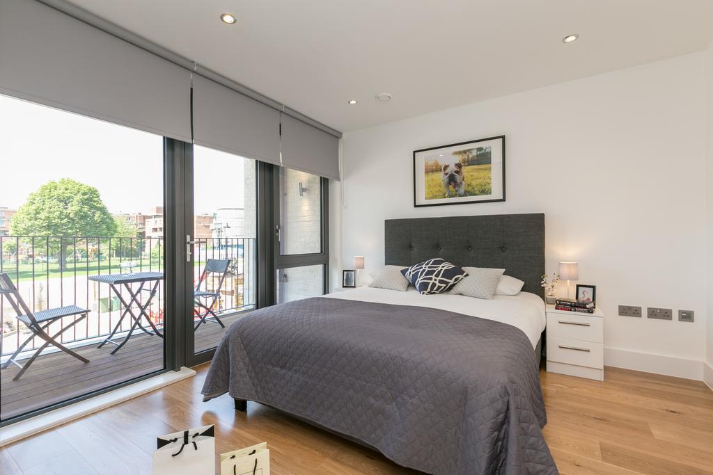 Portobello Apt With Floor-To-Ceiling Views Лондон Экстерьер фото