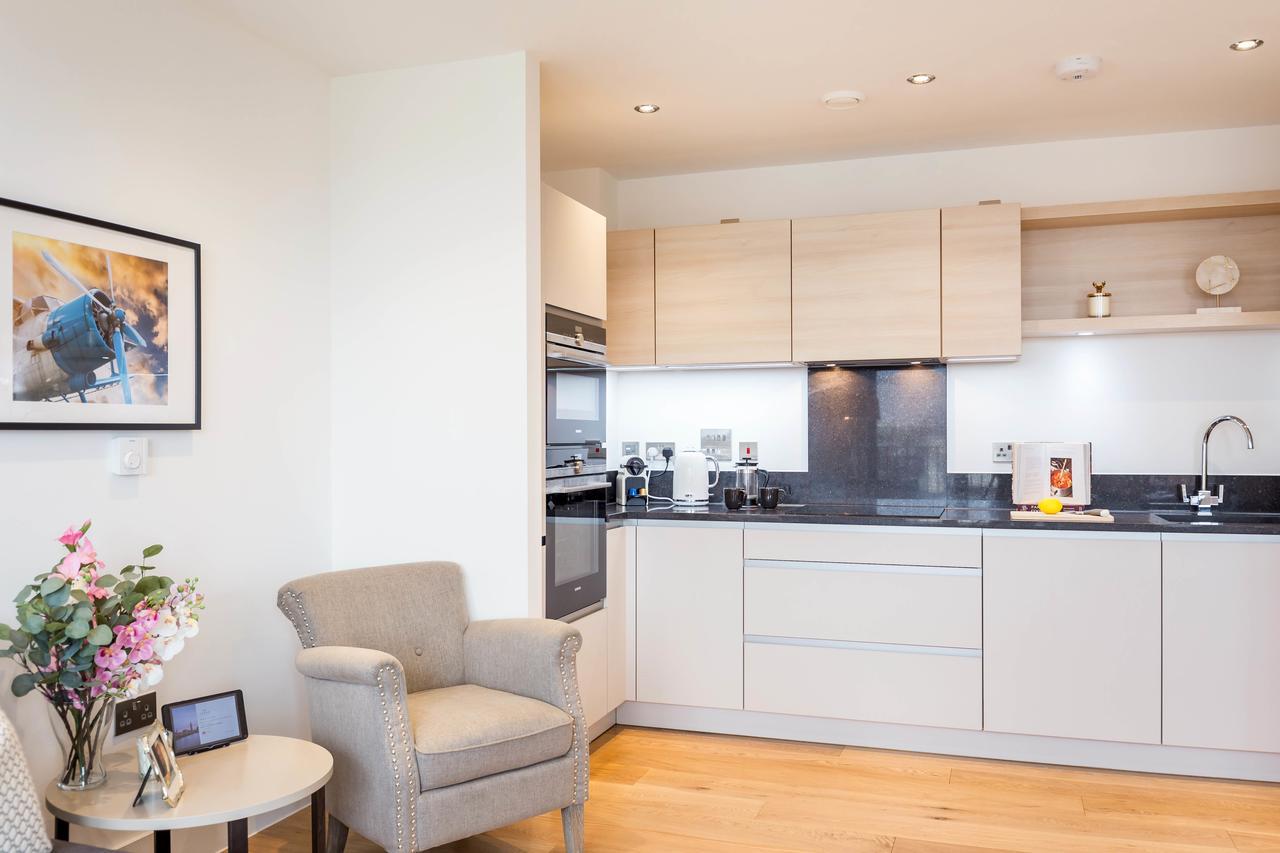 Portobello Apt With Floor-To-Ceiling Views Лондон Экстерьер фото
